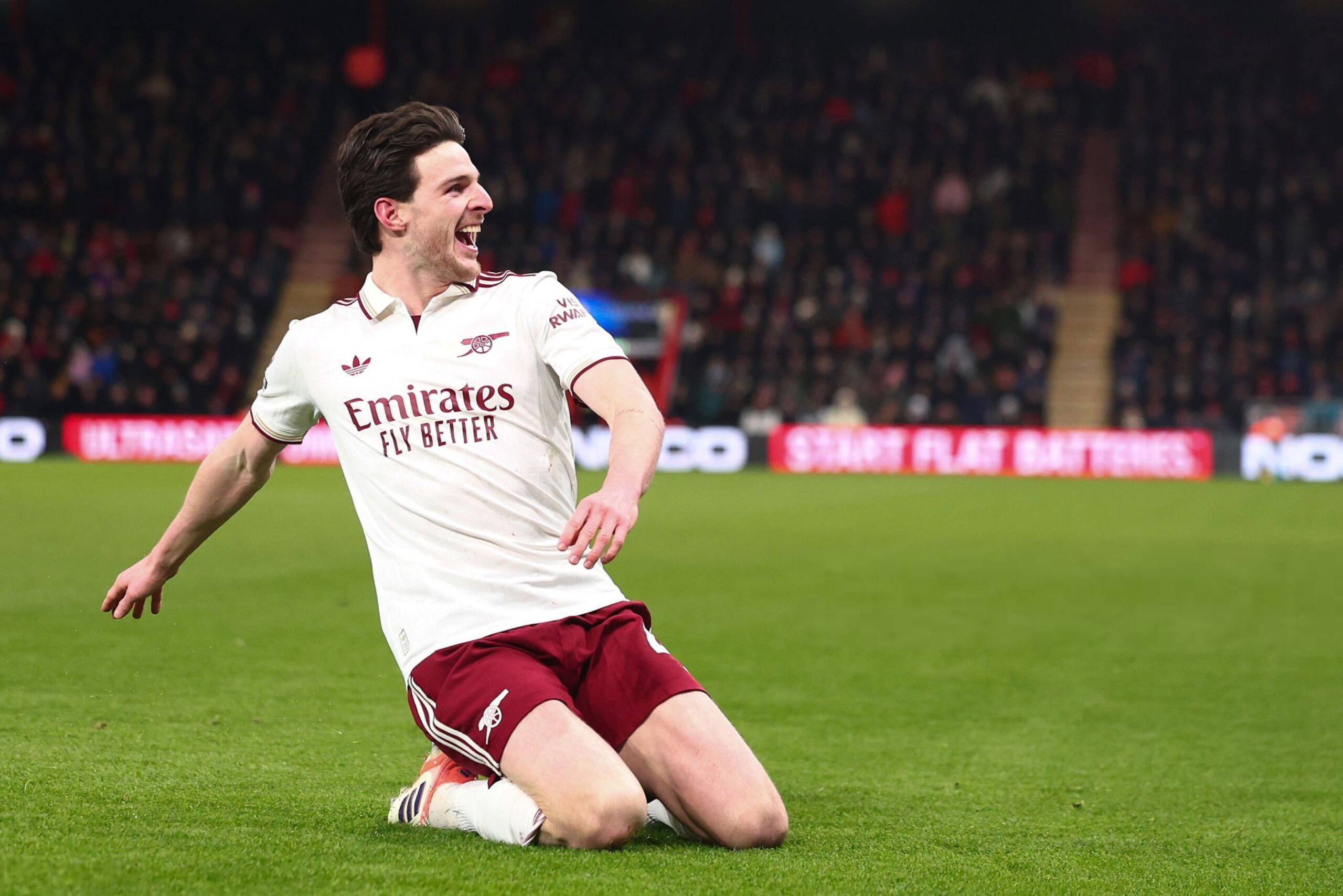 Arsenal slavio, City šokiran u finišu, favoriti podbacili – analiza 20. kola Premiershipa