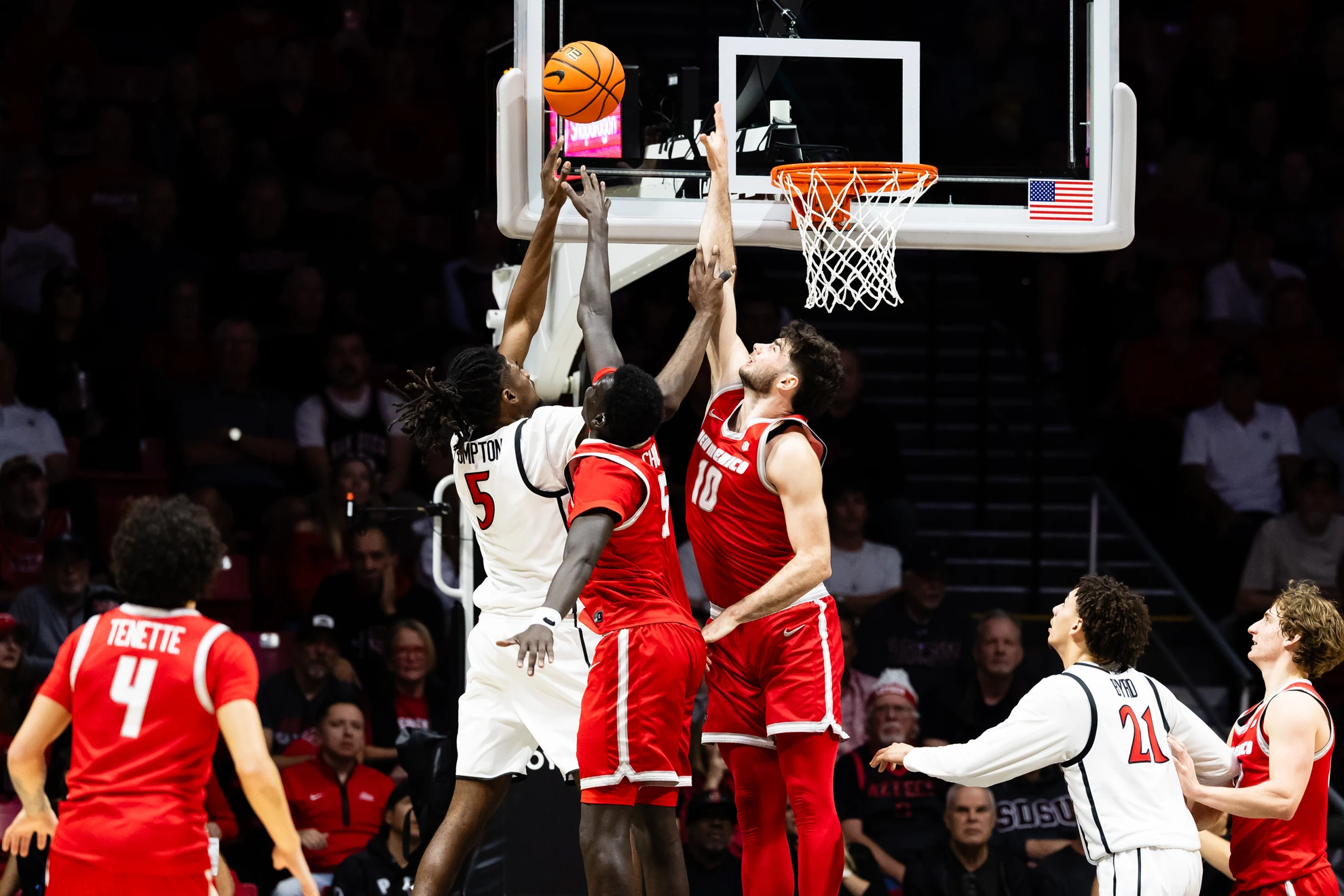 Poraz New Mexica, ali sjajna priča mladog Hrvata s impresivnim double-double učinkom