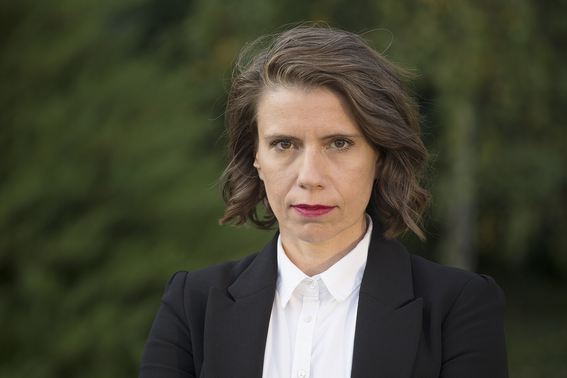 Actualitica Podcast #30 – Katarina Peović: Capitalism Produces Poverty and Wars, and the Radical Left Offers Solutions